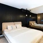 Luxury Positiva 비르