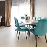 빌라 Luxury Positiva 비르