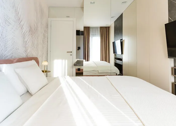 Luxury Positiva