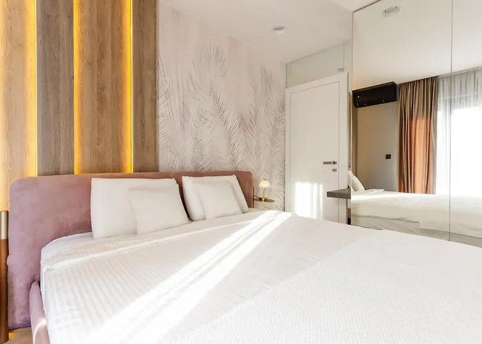 Luxury Positiva *