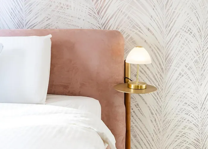 Luxury Positiva Vir