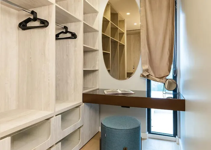 Luxury Positiva Villa