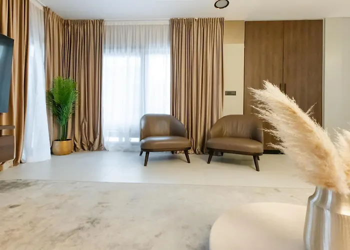 Luxury Positiva *