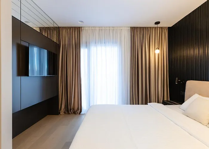 Luxury Positiva * Vir