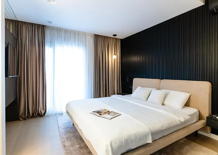Luxury Positiva * Vir