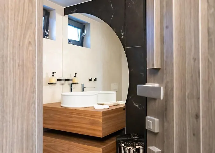 Luxury Positiva Vir