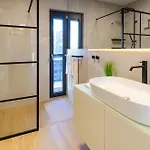 Luxury Positiva *
