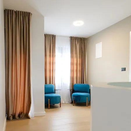 Luxury Positiva ויר