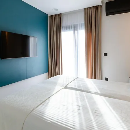 וילה Luxury Positiva ויר