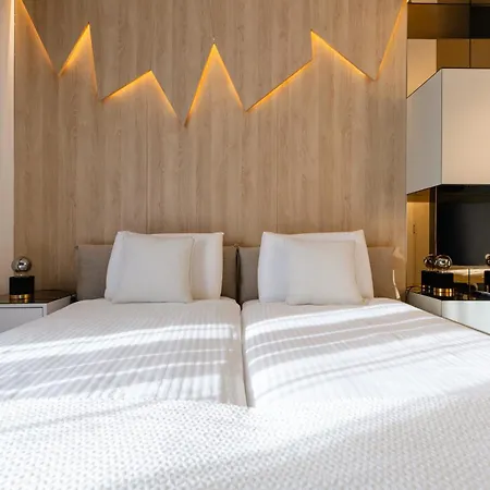 Luxury Positiva וילה