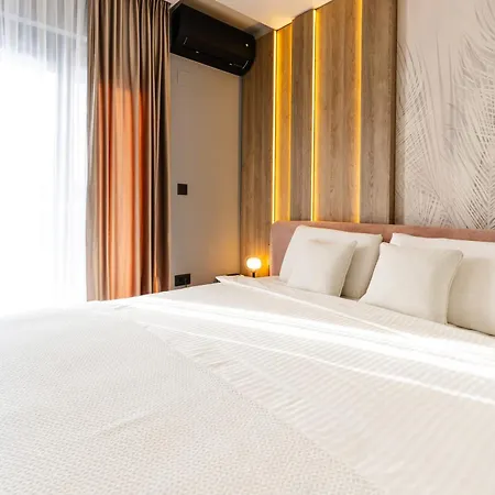 Luxury Positiva וילה