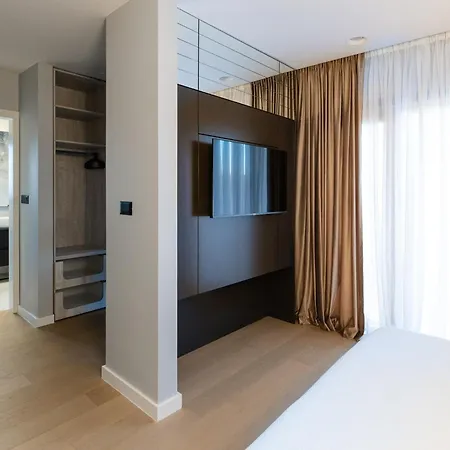 וילה Luxury Positiva