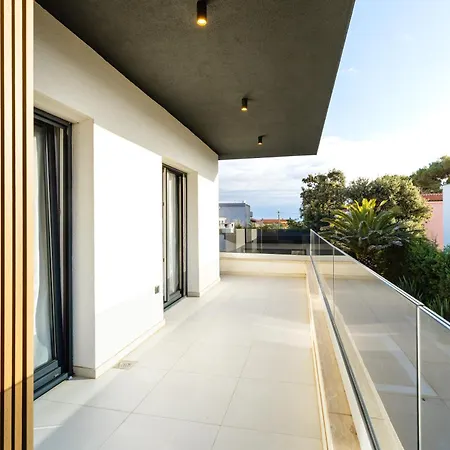 Luxury Positiva ויר