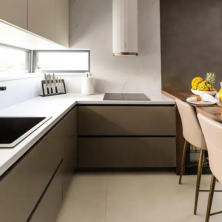 Luxury Positiva וילה ויר