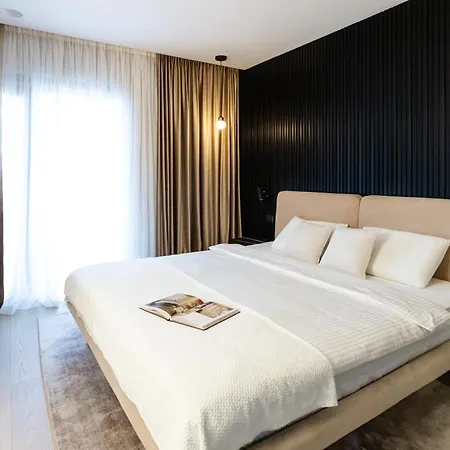 Luxury Positiva ויר