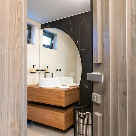 Luxury Positiva ויר